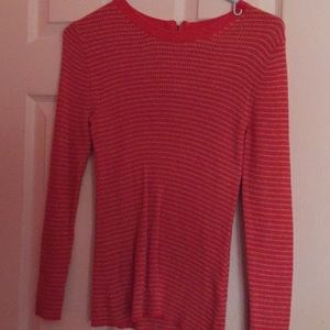 A very cute simple shirt.